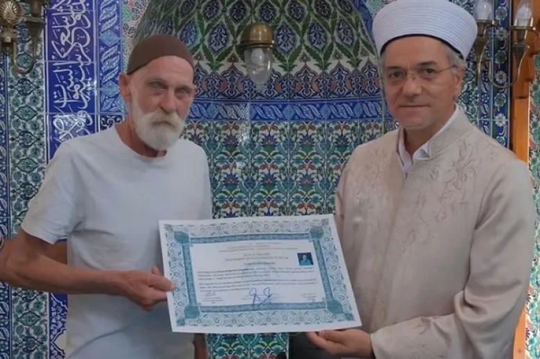 İngiliz Turist Thomas Mckeown Manavgat'ta Müslüman oldu