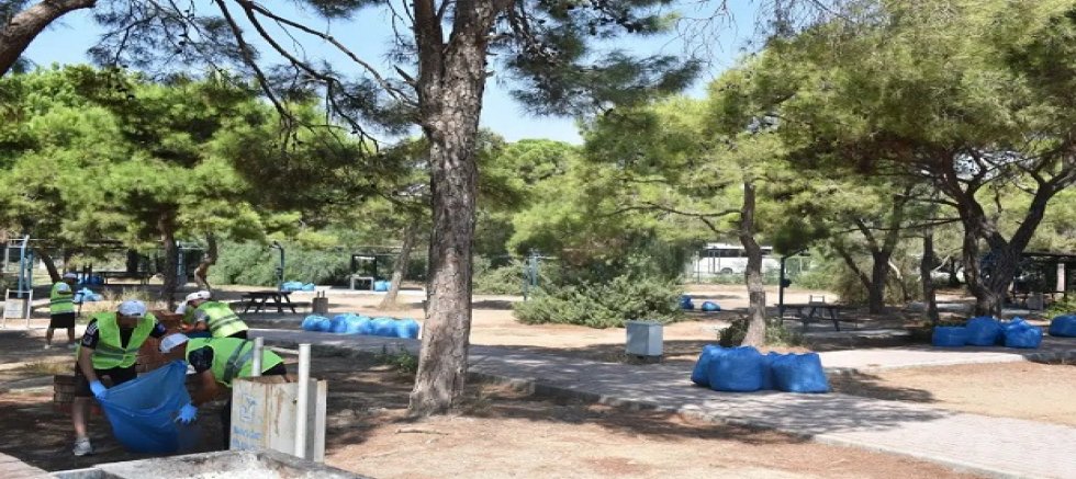Manavgat’ta Gönüllü hükümlülerden çevre temizliği