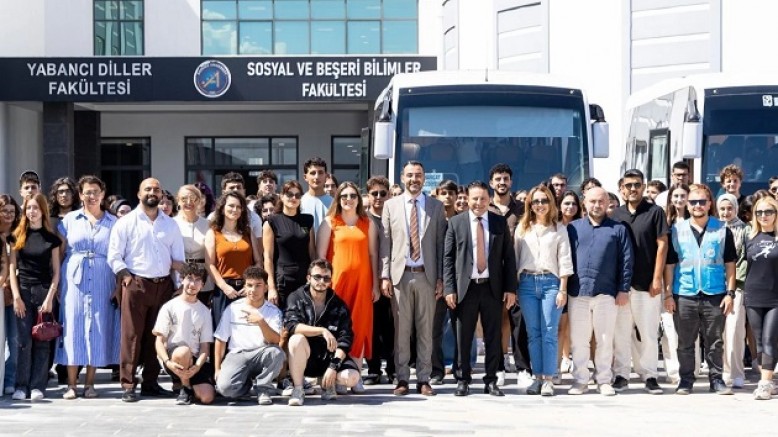 Manavgat’ta üniversite öğrencilerine 