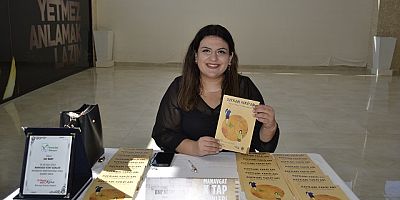  ARAŞTIRMACI VE DOKTORA SAHİBİ BİR YAZAR ; ELİF KURT