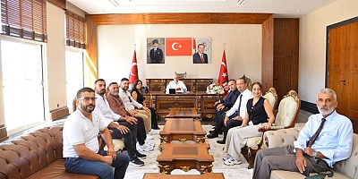 CHP Manavgat ilçe örgütü Kaymakam Adil Karataş’a nezaket ziyaretinde bulundu