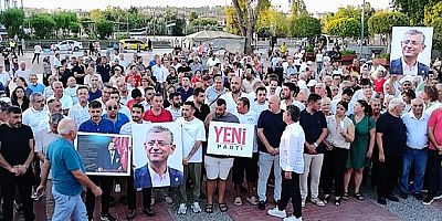 Eski CHP’liler Yeni Parti’ye birlikte yürüdüler !